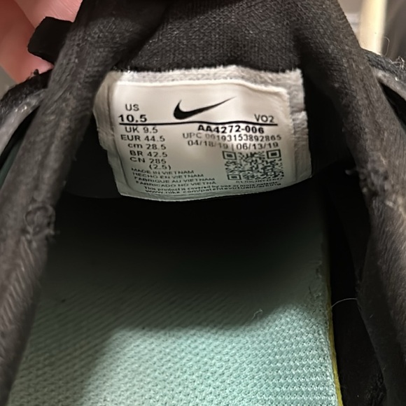 Nike SB Nyjah Free Skate Shoes size 10.5 - Picture 4 of 6